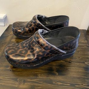 Dansko professional leopard clogs size 37